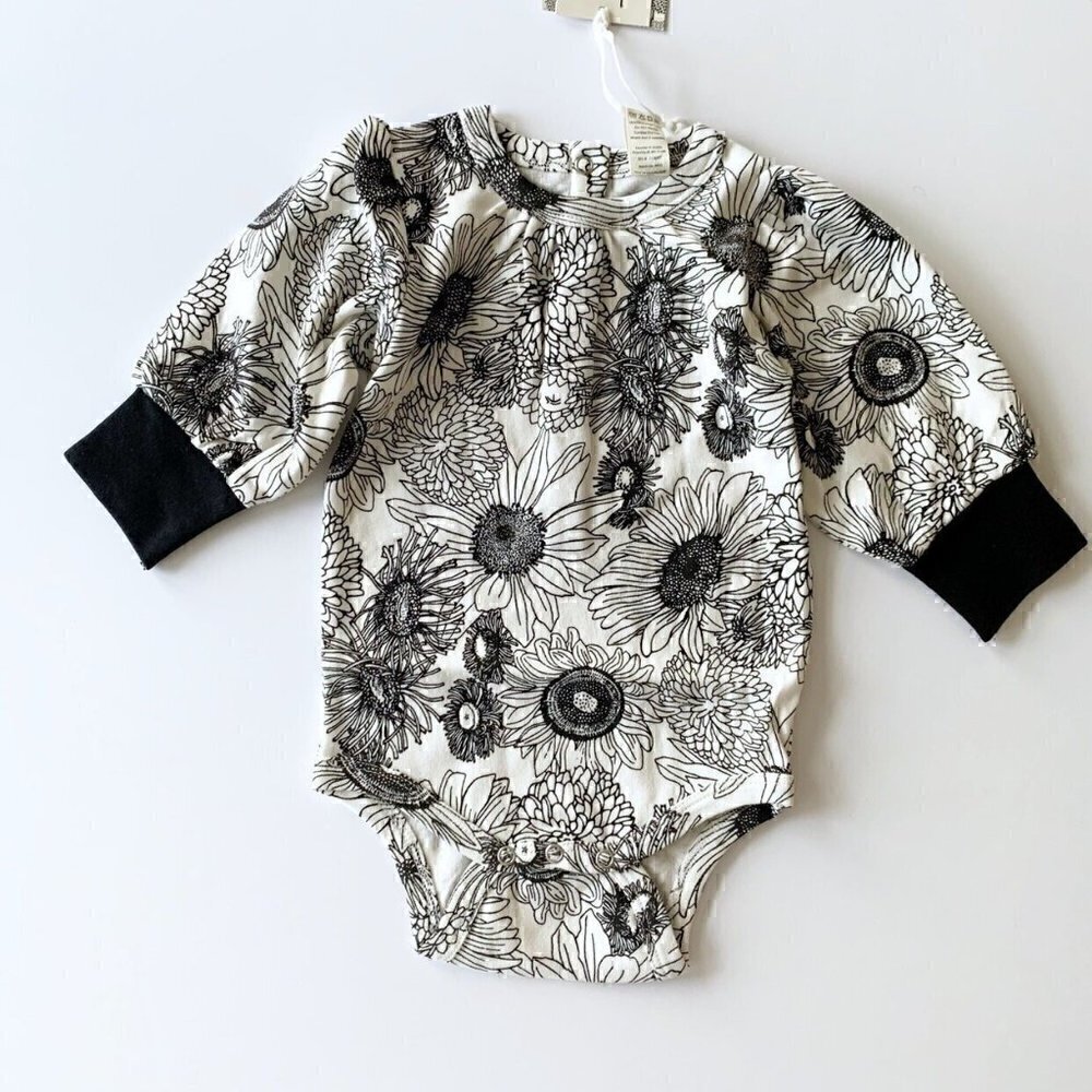 NWT Kate Quinn Exaggerated Puff Sleeve Baby  Bodysuit 12-18 Months